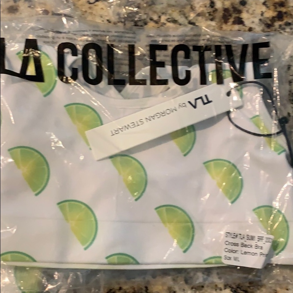 Morgan Stewart Sport Lime Legging Set - Picture 9 of 13